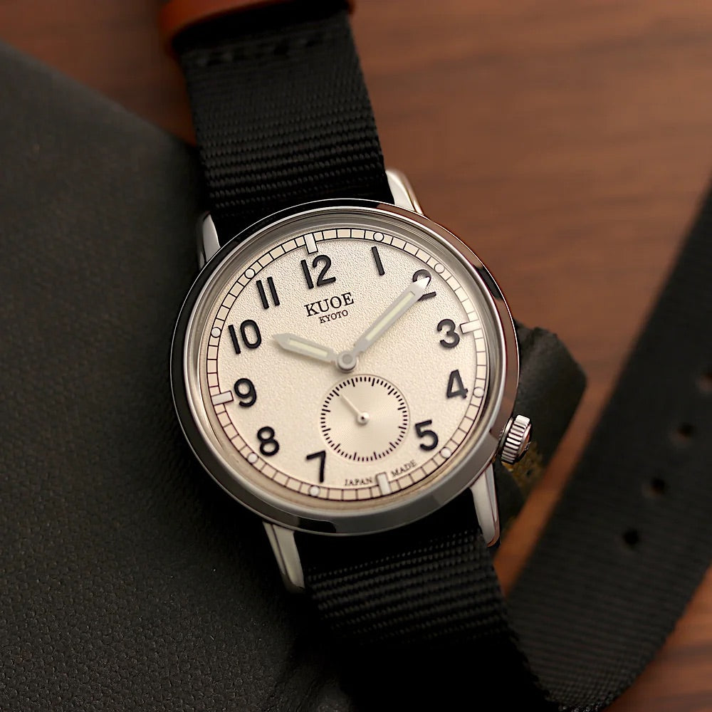 OLD SMITH 90-009 - Ivory w NATO Straps