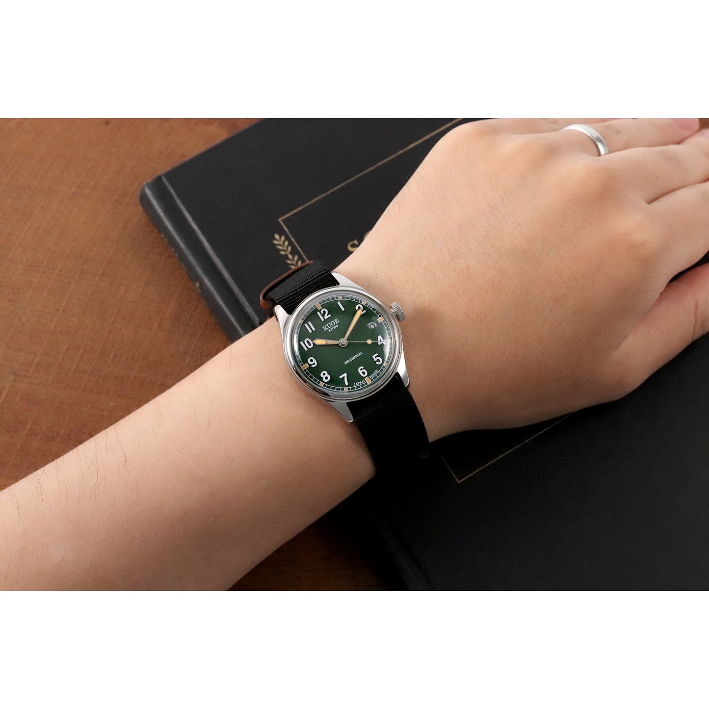 OLD SMITH 90-002 Automatic Green (with date)
