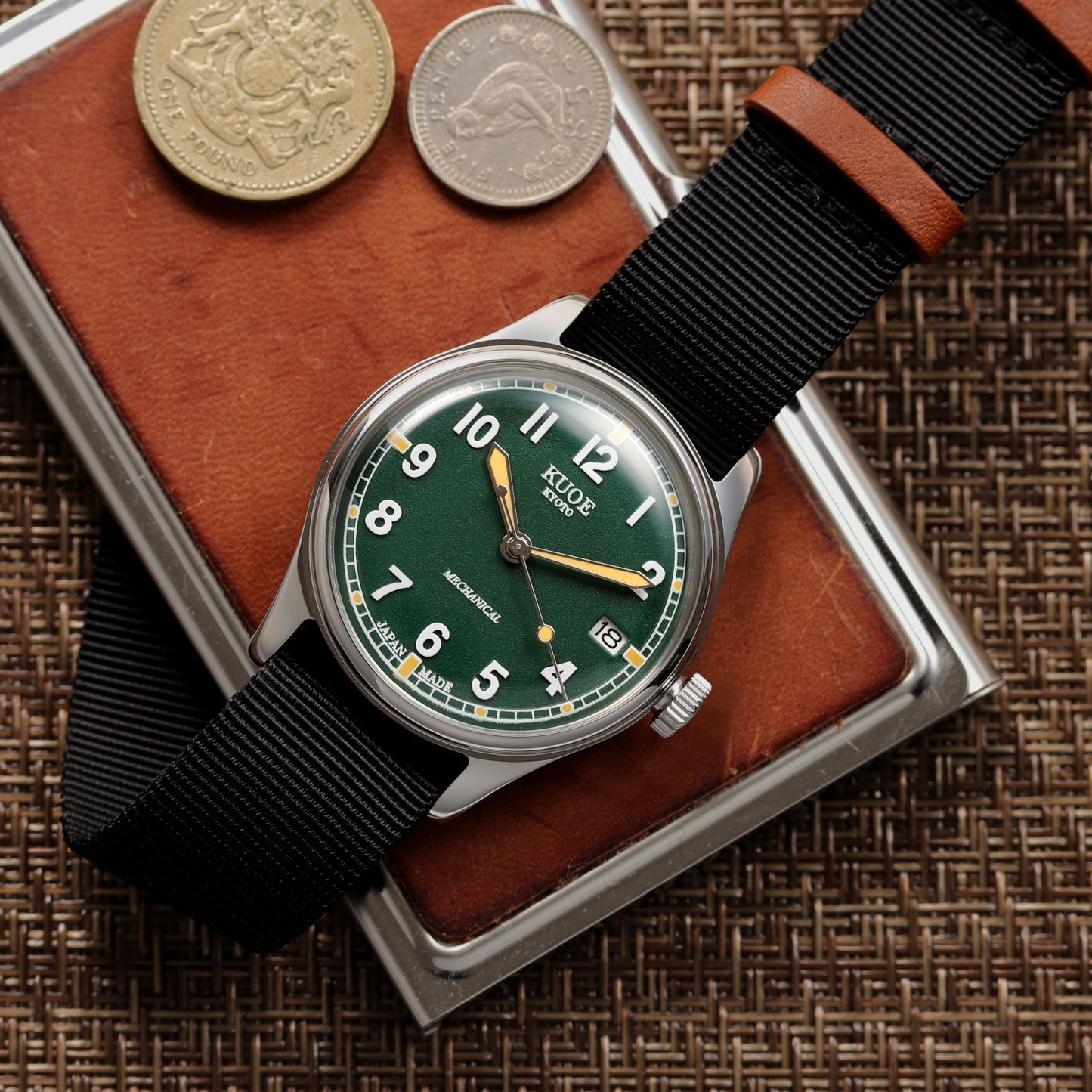 OLD SMITH 90-002 Automatic Green (with date)