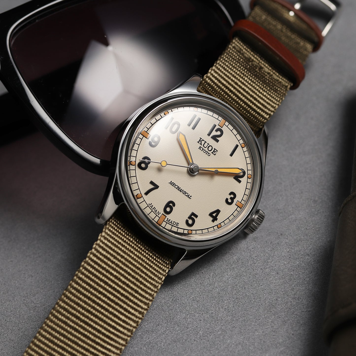 OLD SMITH 90-002 Automatic Ivory