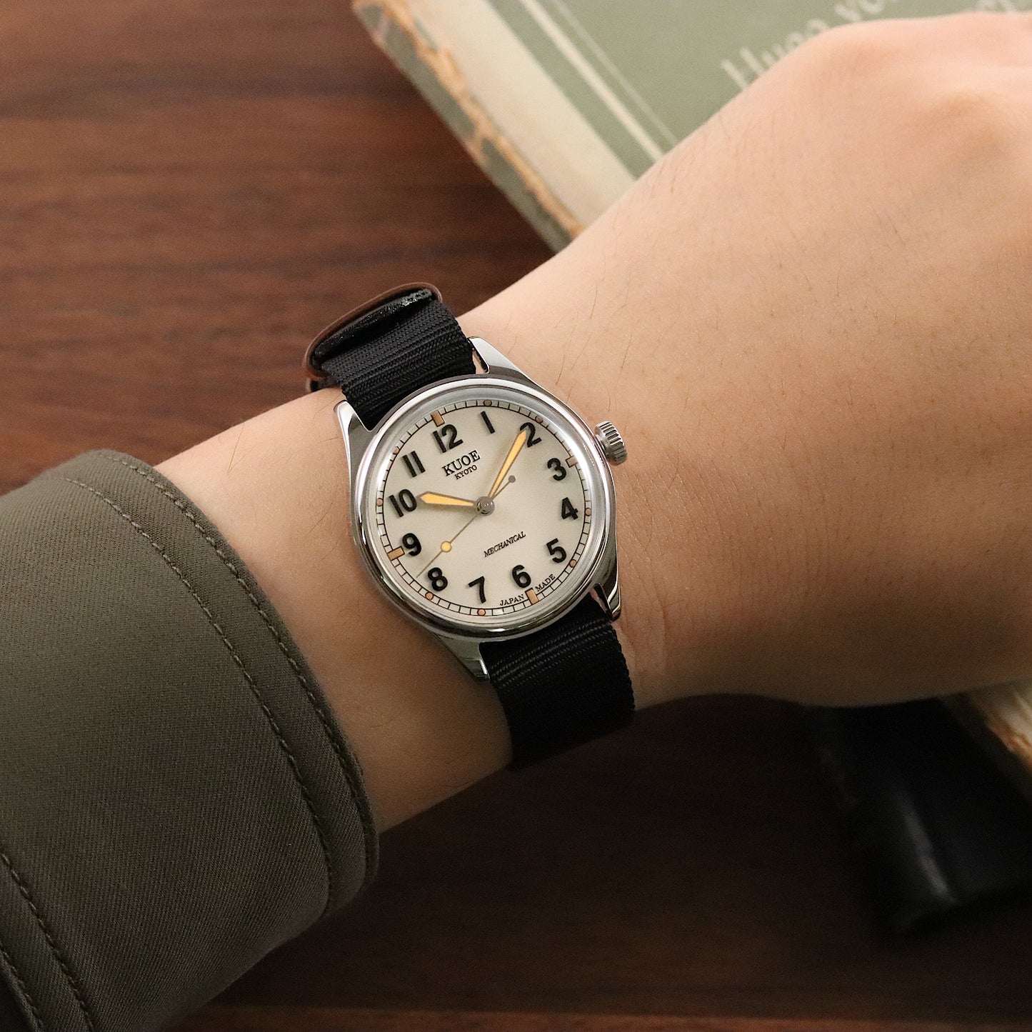 OLD SMITH 90-002 Automatic Ivory