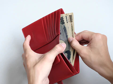 Bifold Strap Wallet