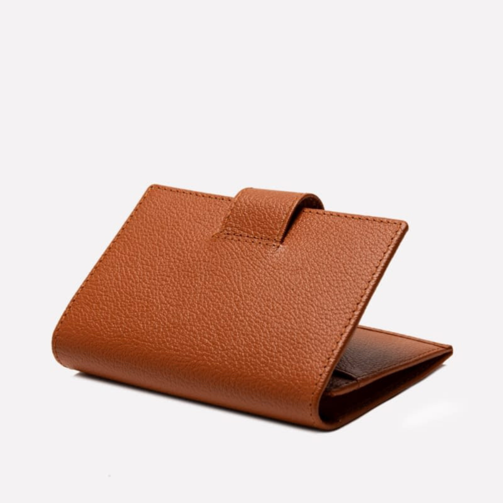 Capra Visiting Card Case with Tab - onlybrown